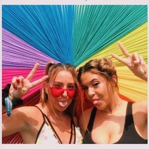 Meet your Posher, Devynne